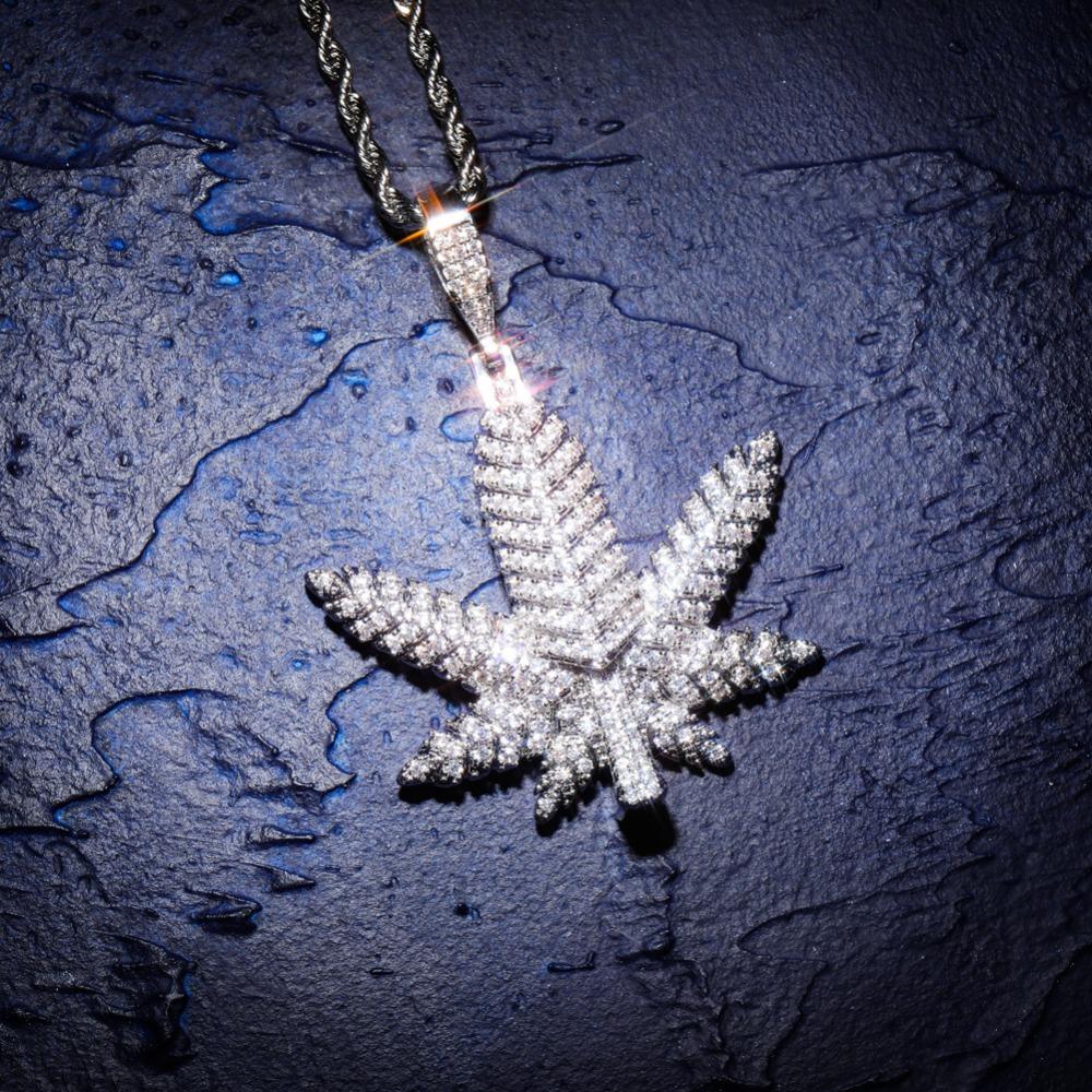 BLUE ICE LEAF PENDANT & CHAIN AAAA+