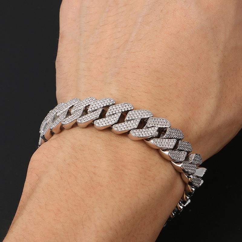 RHINESTONE BARB LINK BRACELET