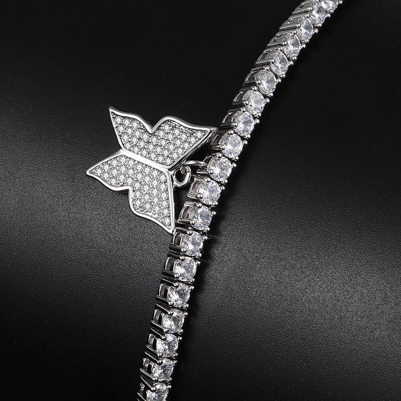 BUTTERFLY EFFECT FEMALE CHAIN