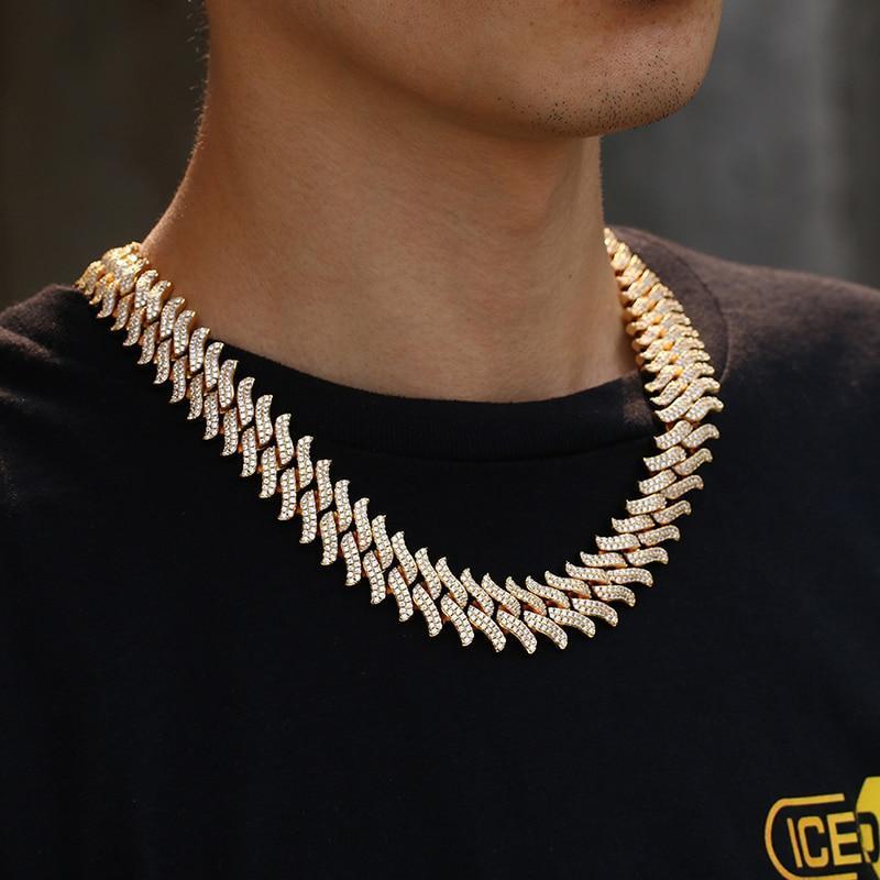 CUBAN LINK CHAIN - PAVE AAA+