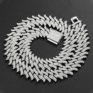 CUBAN LINK CHAIN - PAVE AAA+